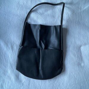 Black Women’s Shoulder Bag - Minimal Leather Tote